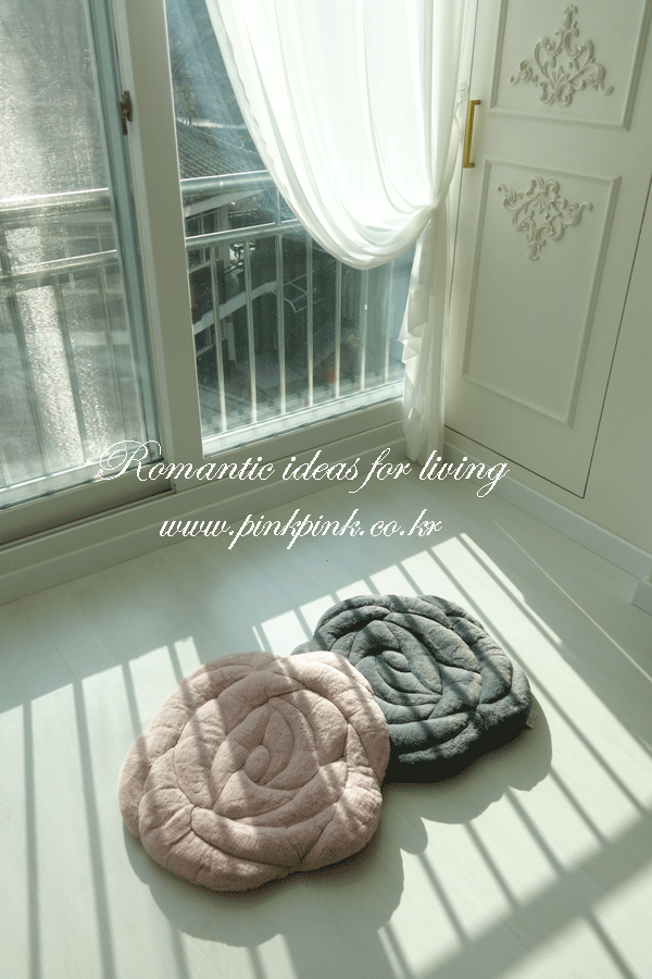 포근포근 로즈 방석