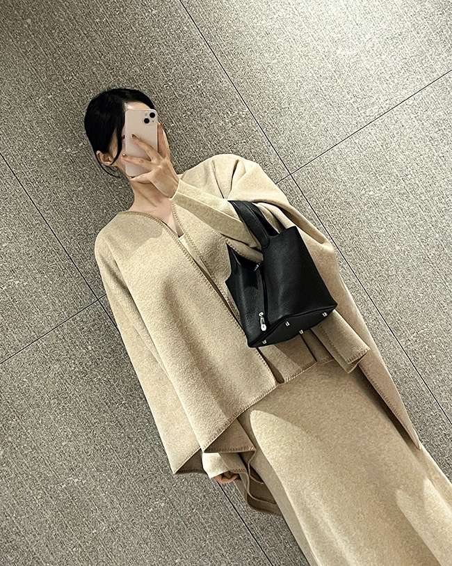 울 스티치 배색 숄