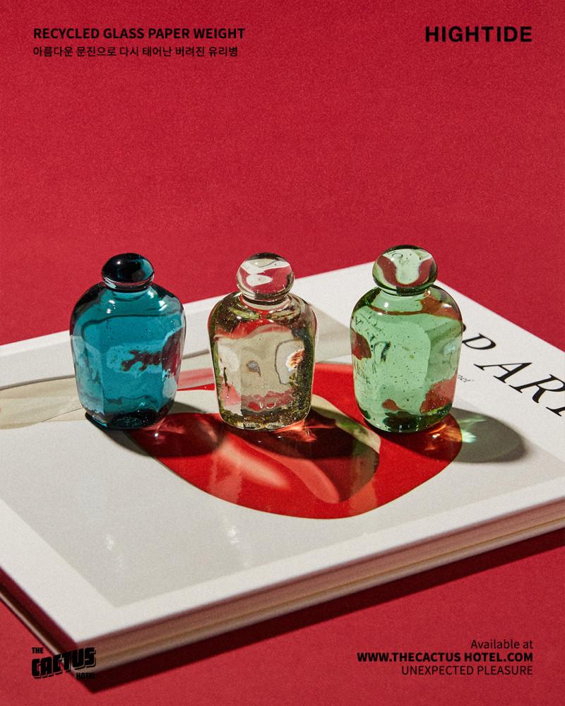 [HIGHTIDE] RECYCLED GLASS PAPER WEIGHT - 3 COLORS / ATTACHE / 하이타이드