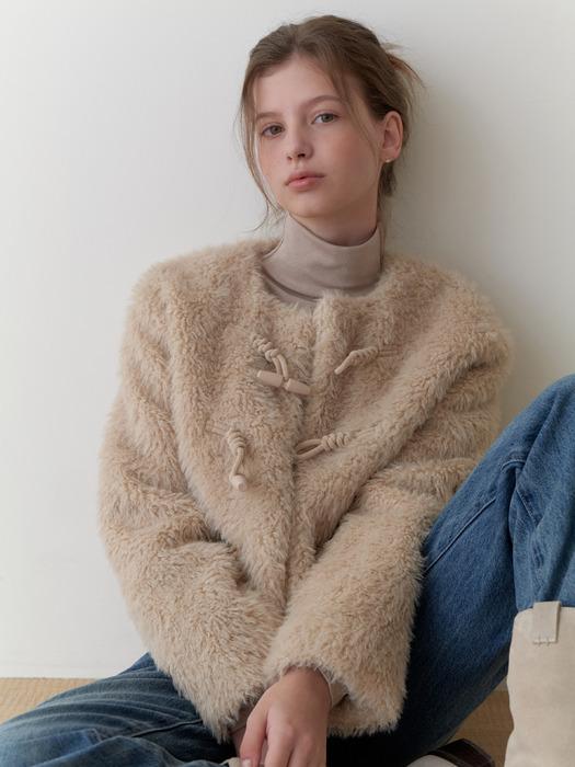 Floofy fur jacket (beige)