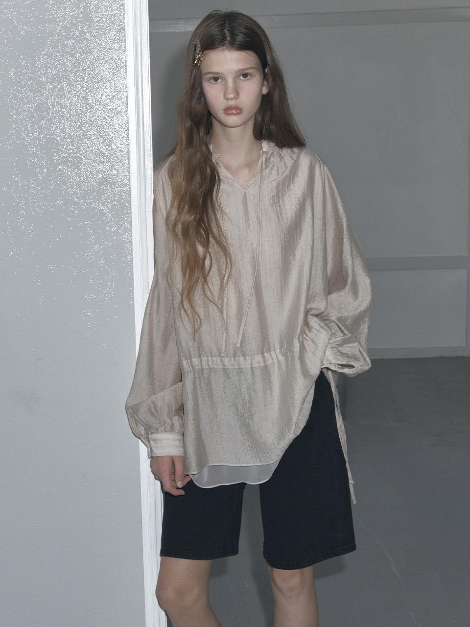 [10/17 예약배송]SHIRRING ONE PIECE BLOUSE - BEIGE