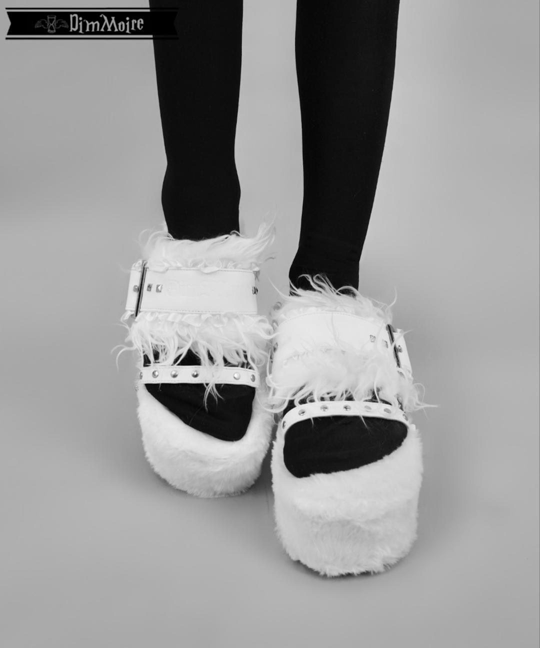 ファー×スタッズサンダル【White】 | DimMoire