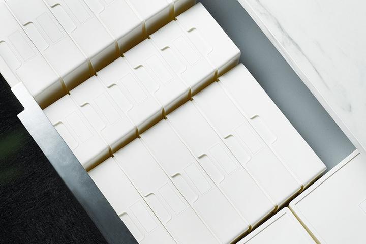 덮개형 소품 수납 정리함