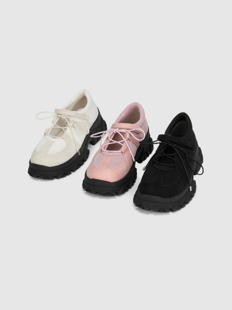 String maryjane sneakers