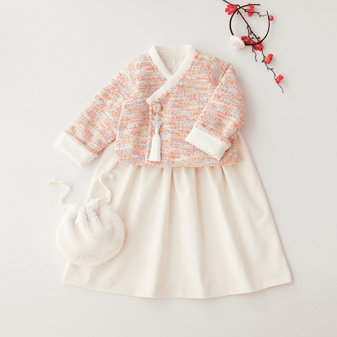 [발송예정1/20][7차][소보루한복][선물증정] 오색빛 담은 누빔 저고리 + 원피스 크림