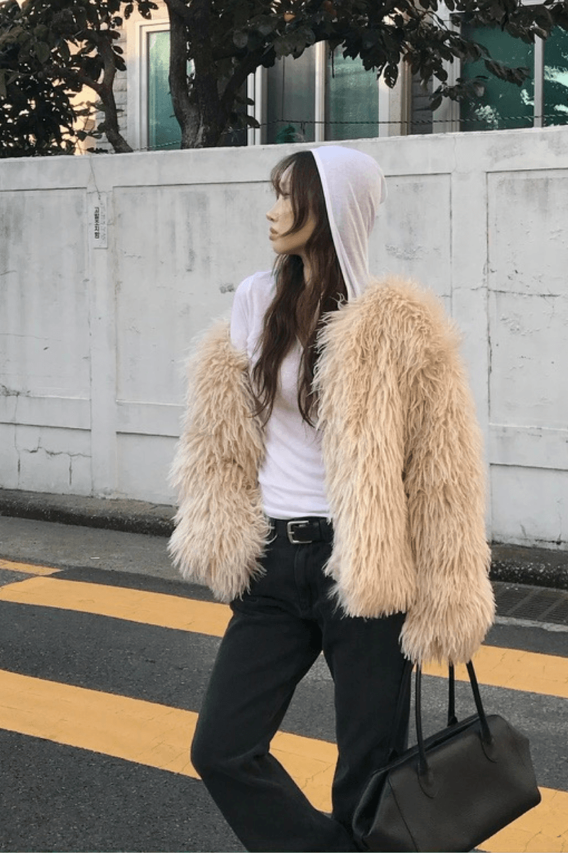 클라우디 퍼 자켓 (연베이지)