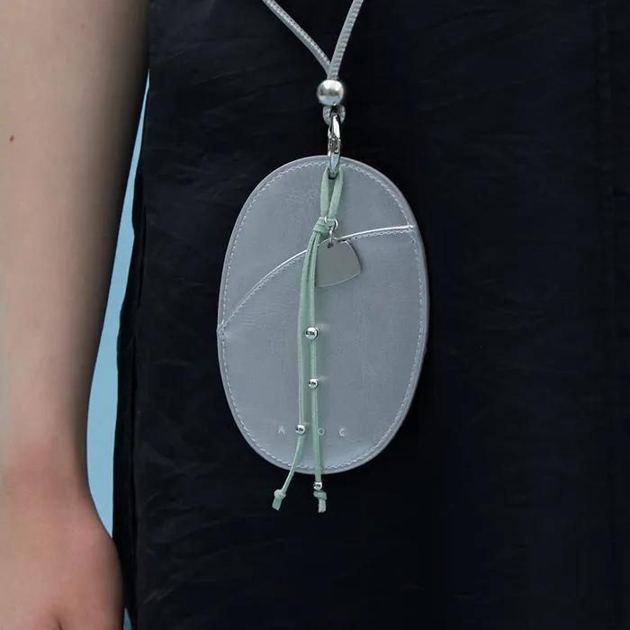 Pebblet Card Holder_Silver