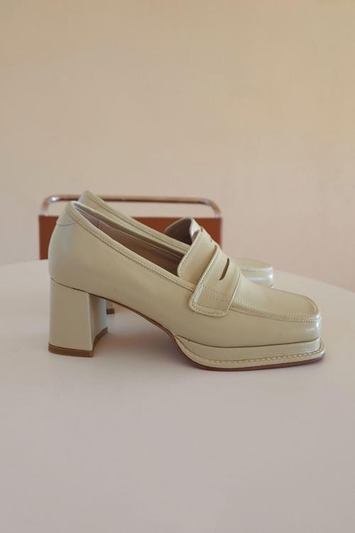 로퍼 스타일 청키굽 플랫폼 힐 6cm 2컬러