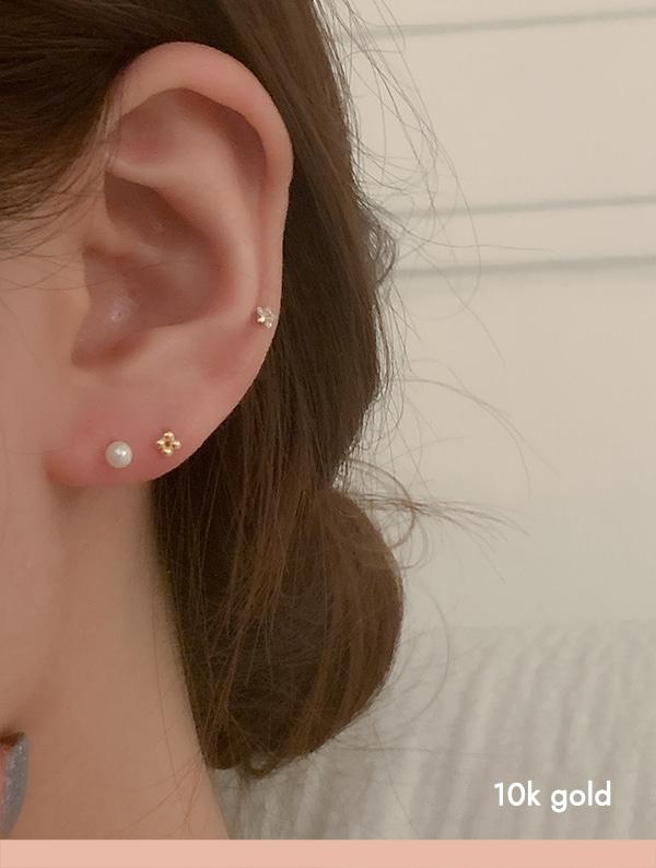 dear earring (10k gold)