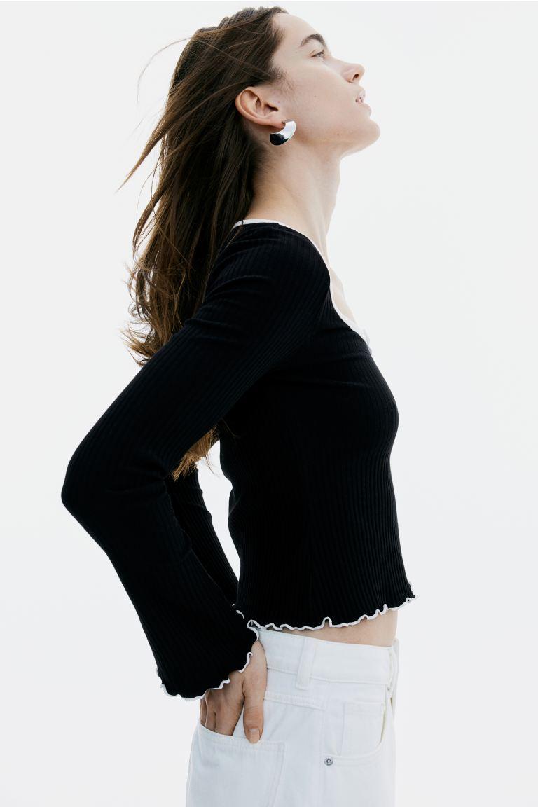 오버로크 디테일 리브드 탑