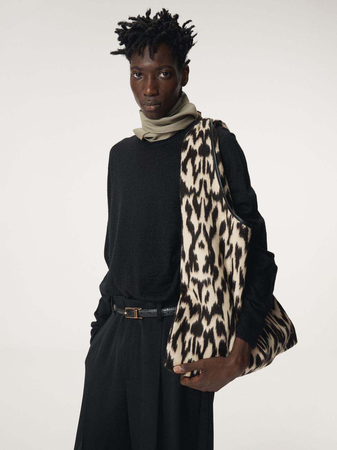 LEOPARD WOOL SHOULDER BAG (BROWN)