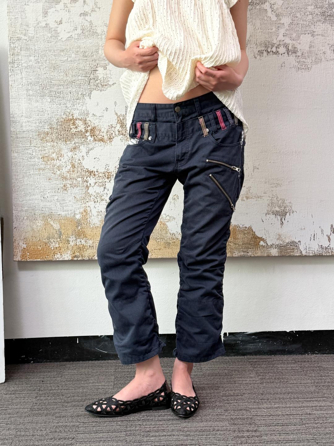 447. Multi color crop pants