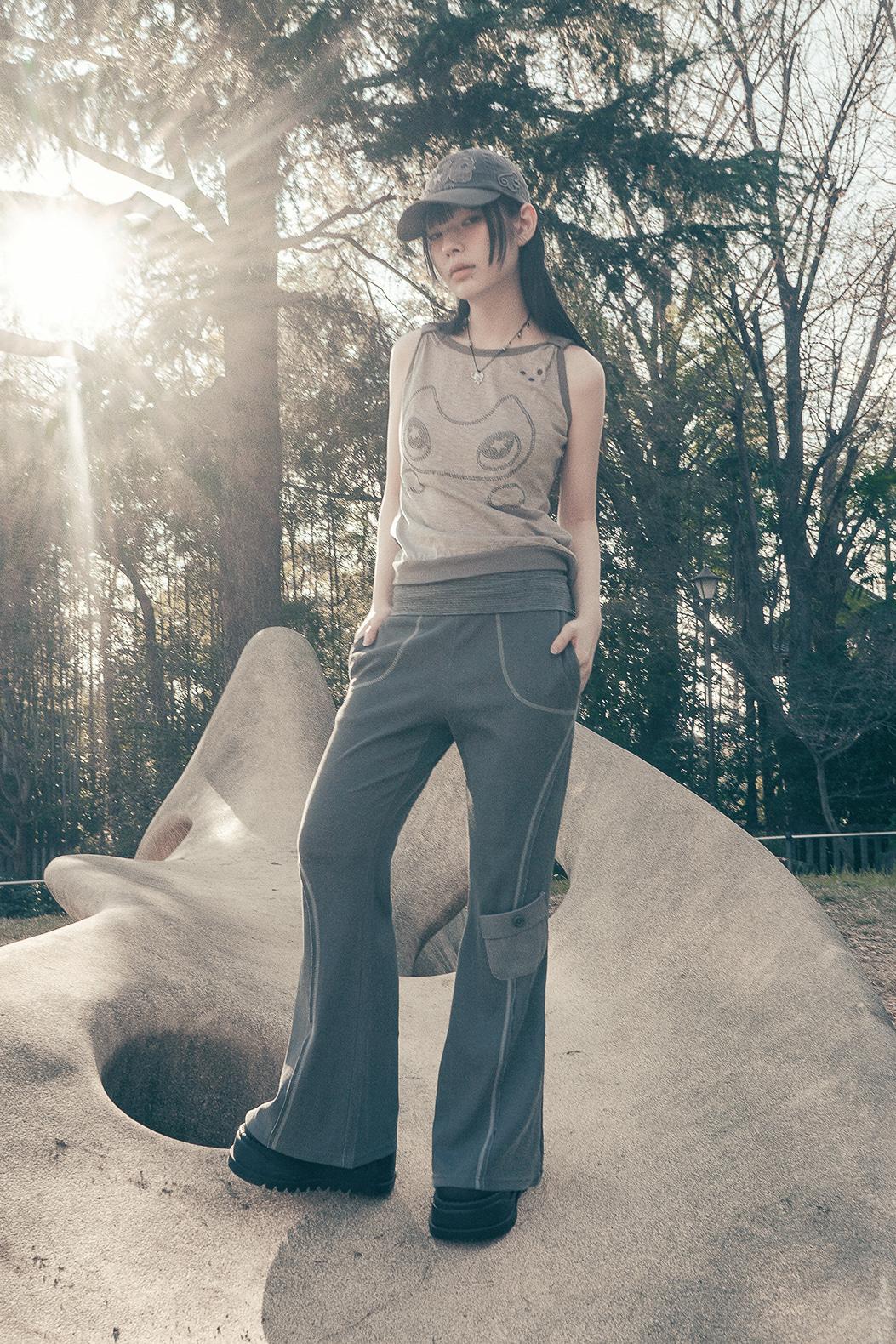 Pigment boots-cut pants (Charcoal)
