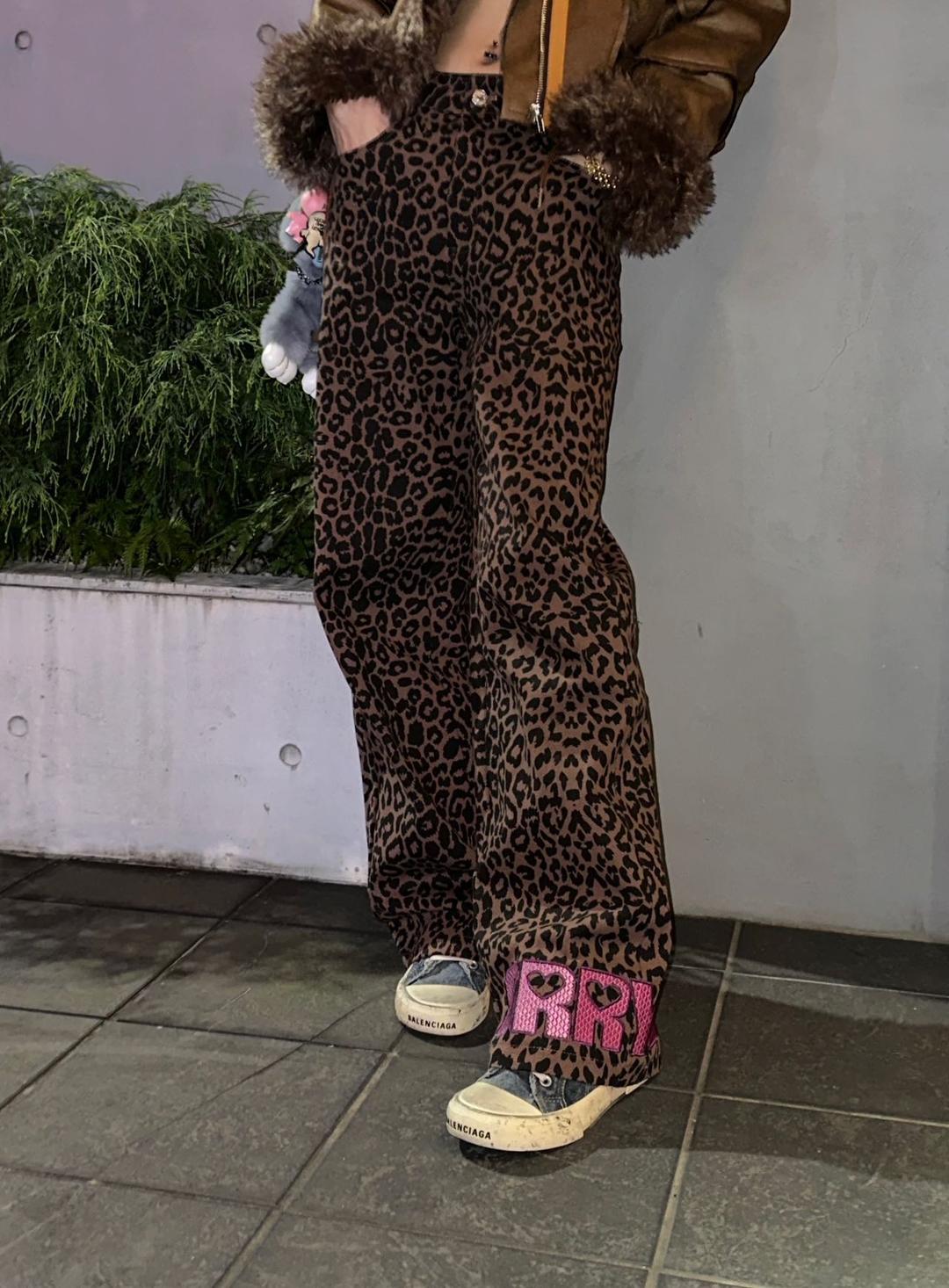 Leopard Embroidered Pants