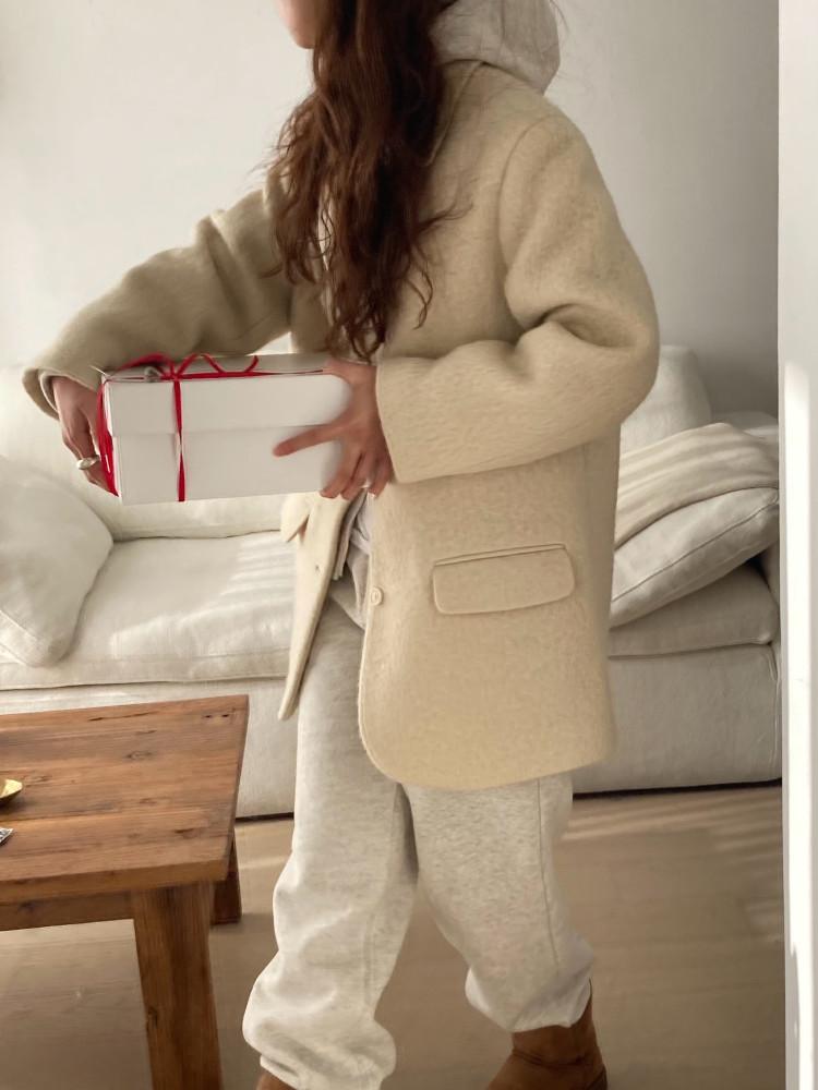 버터,검 당일/ carol 캐롤 알파카 하프 코트 싱글 하프 부클 자켓 ct (2col)