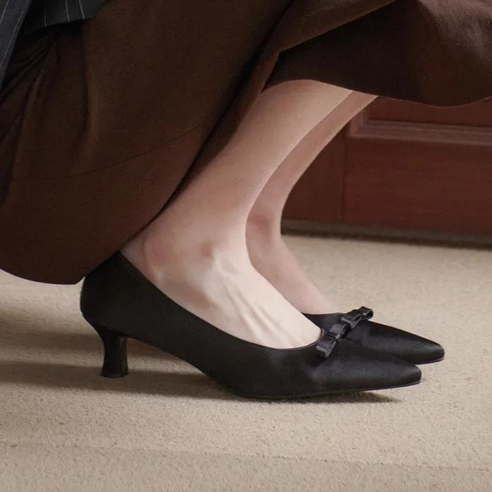 (3일 배송/빅사이즈 추가) Ring 링 리본 새틴 포인티드 토 펌프스