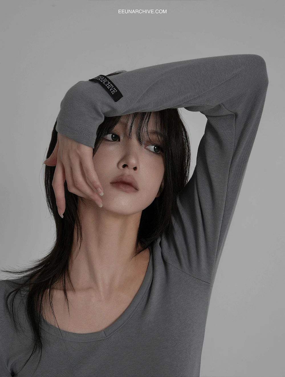 [ EEUN MADE ] V neck slim longsleeved / gray
