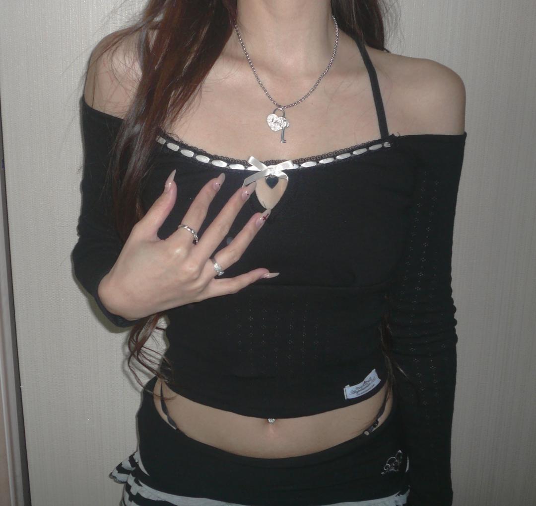 Feline ribbon top (Black)