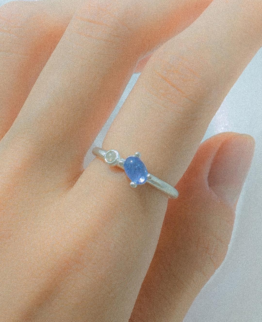 Blue Star Dia Ring (Tanzanite/Rainbow Moonstone)