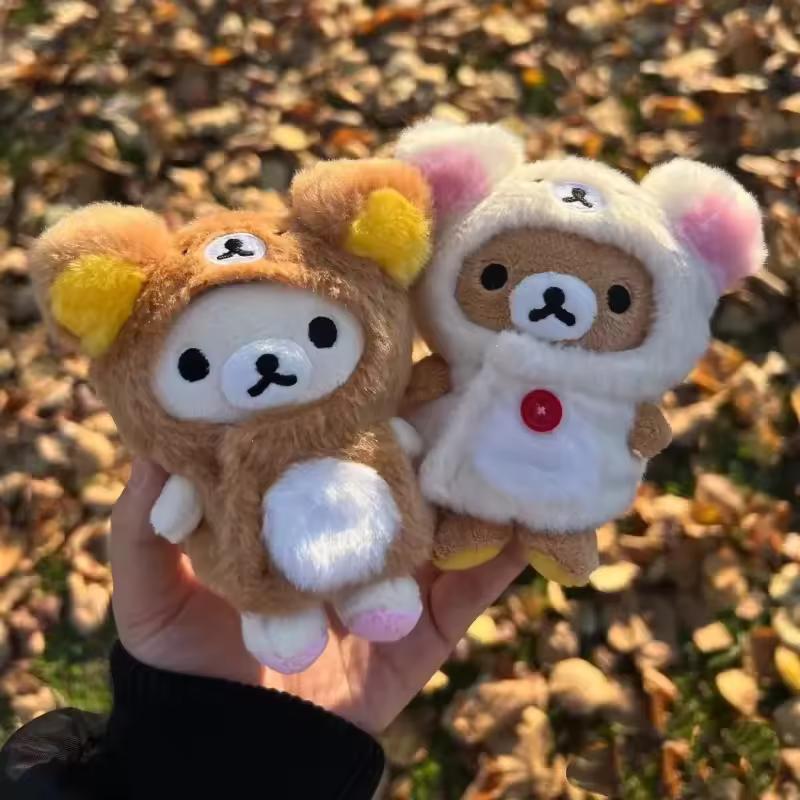 10cm Rilakkuma Kawaii 모피 망토 봉제 인형 망토로 드레스 한정 스타일 만화 인형 옷 가방 펜던트 키 체인 선물