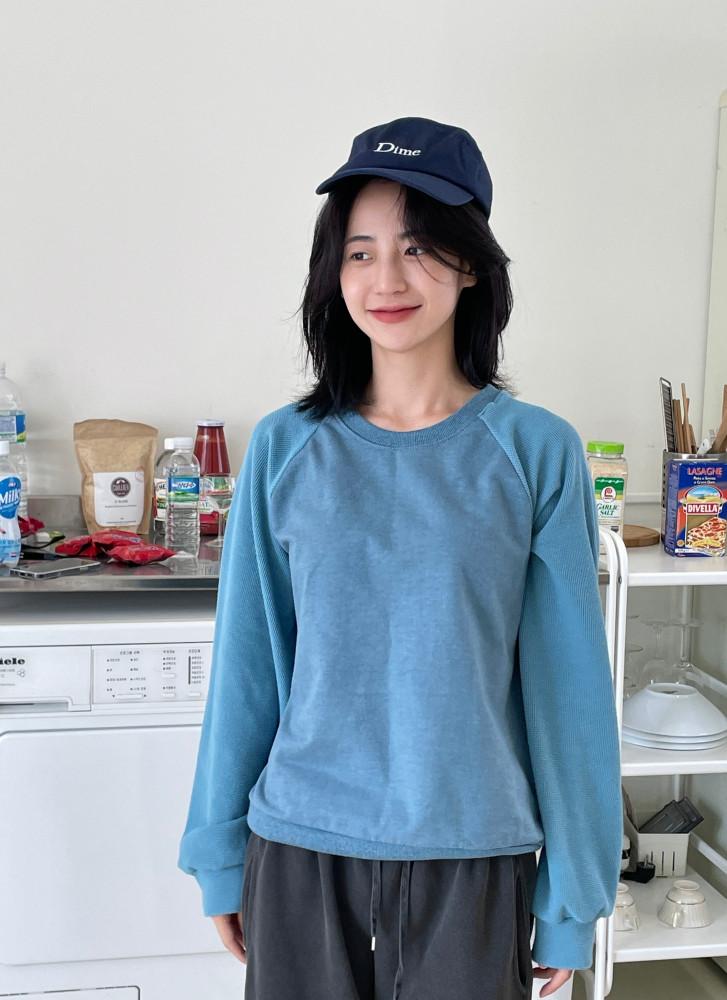 Sweet waffle sweatshirt 스위트 와플 스웻셔츠