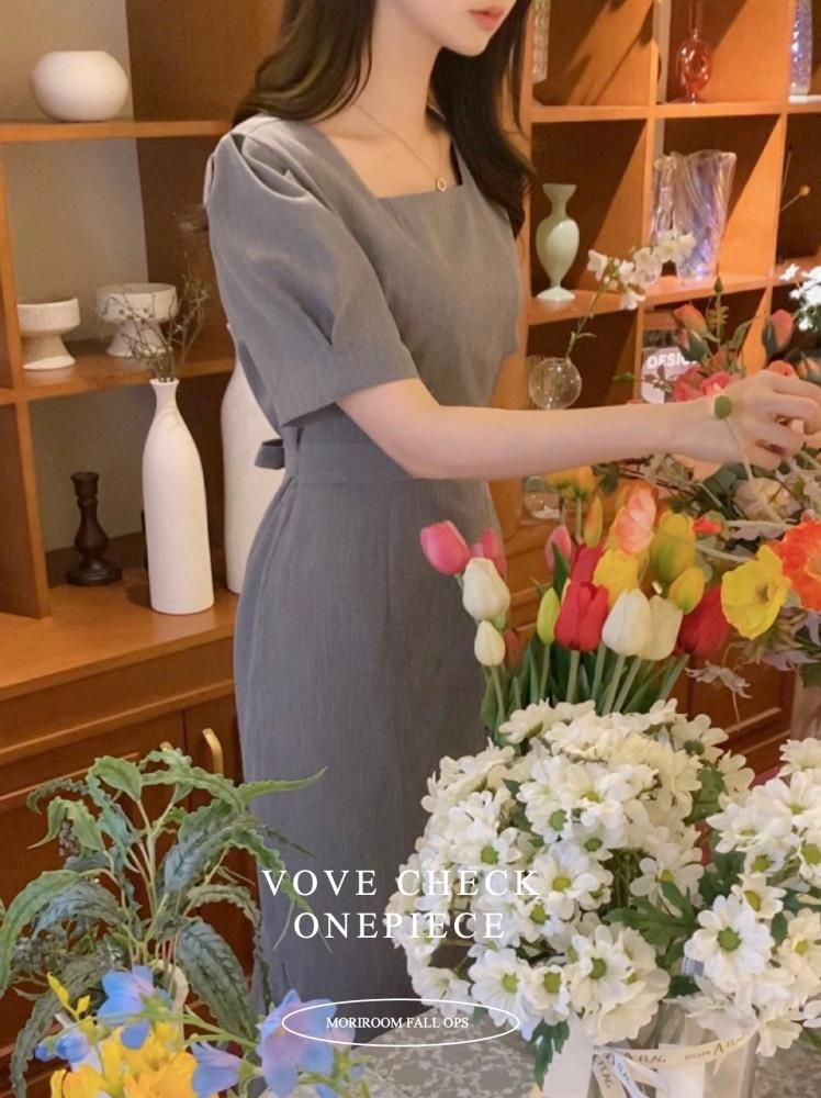 [베스트 재진행] 보브 체크 스퀘어넥 머메이드 언발 롱 원피스 ( black )