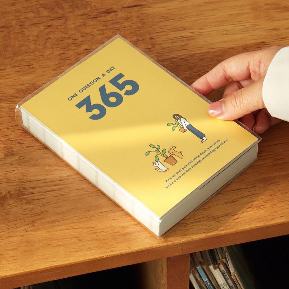 질문일기 문답노트 Q&A다이어리 데일리 365일 감정 일기 어른 성인 일기장