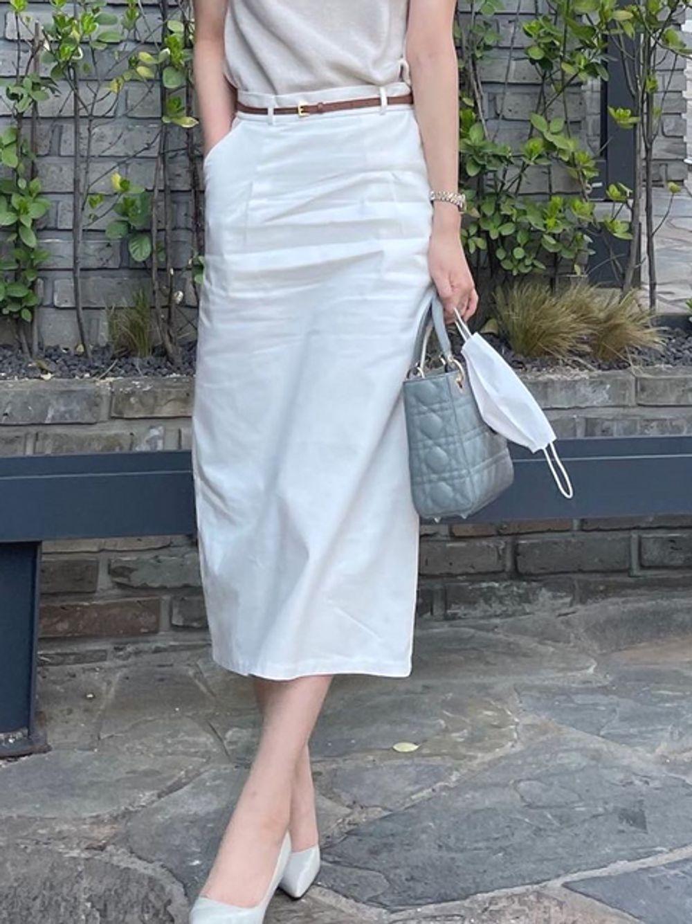 에스더 핀턱 미디 스커트 (one color)