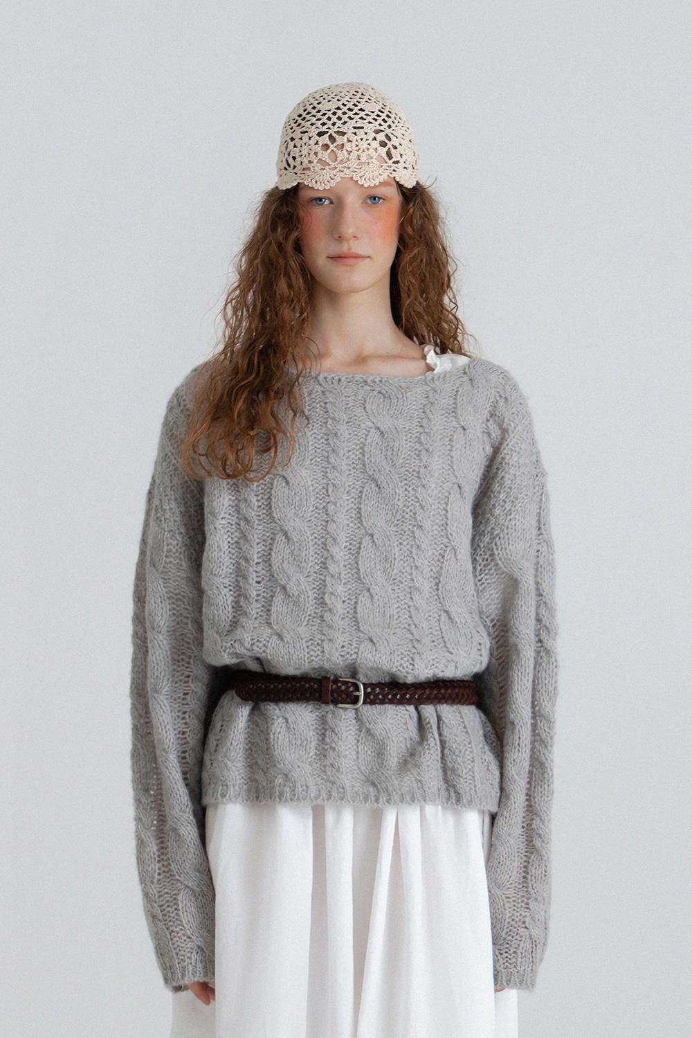 Cinnamon cable knit_gray
