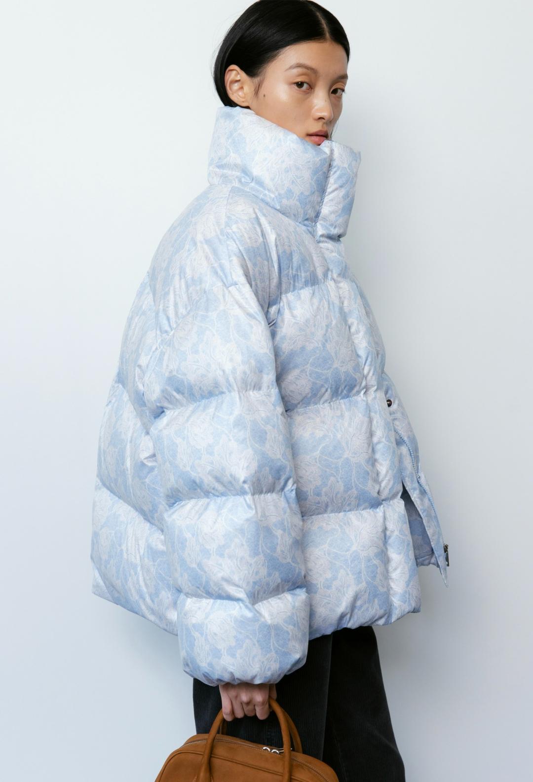 플러피 구스 다운 플로럴