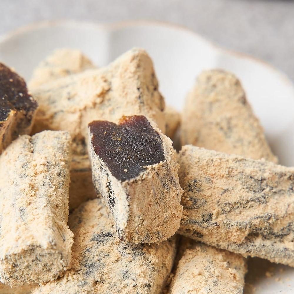 콩고물 한입 도라지정과