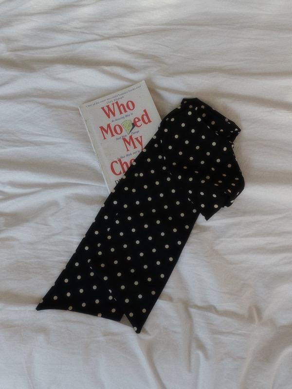 BLACK DOT SCARF