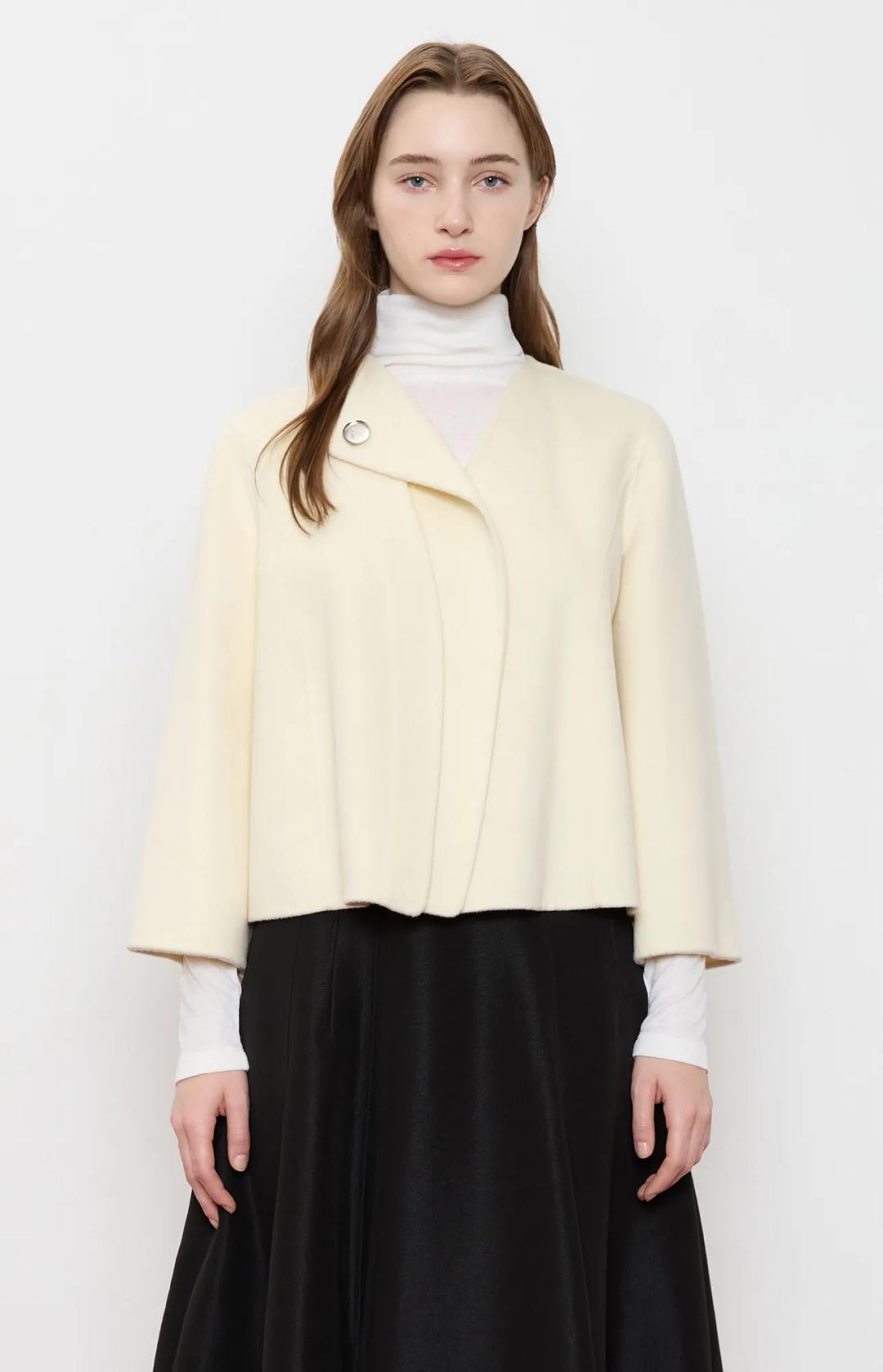 로엘 브로치 핸드메이드 자켓