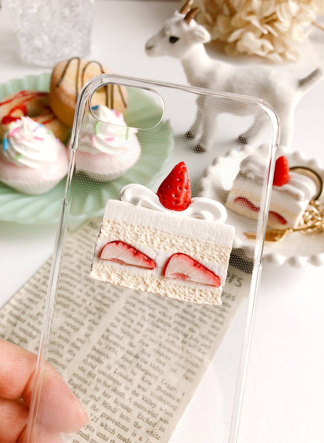 【特集掲載】 iPhoneケース  苺のショートケーキ フェイクスイーツ スイーツデコ