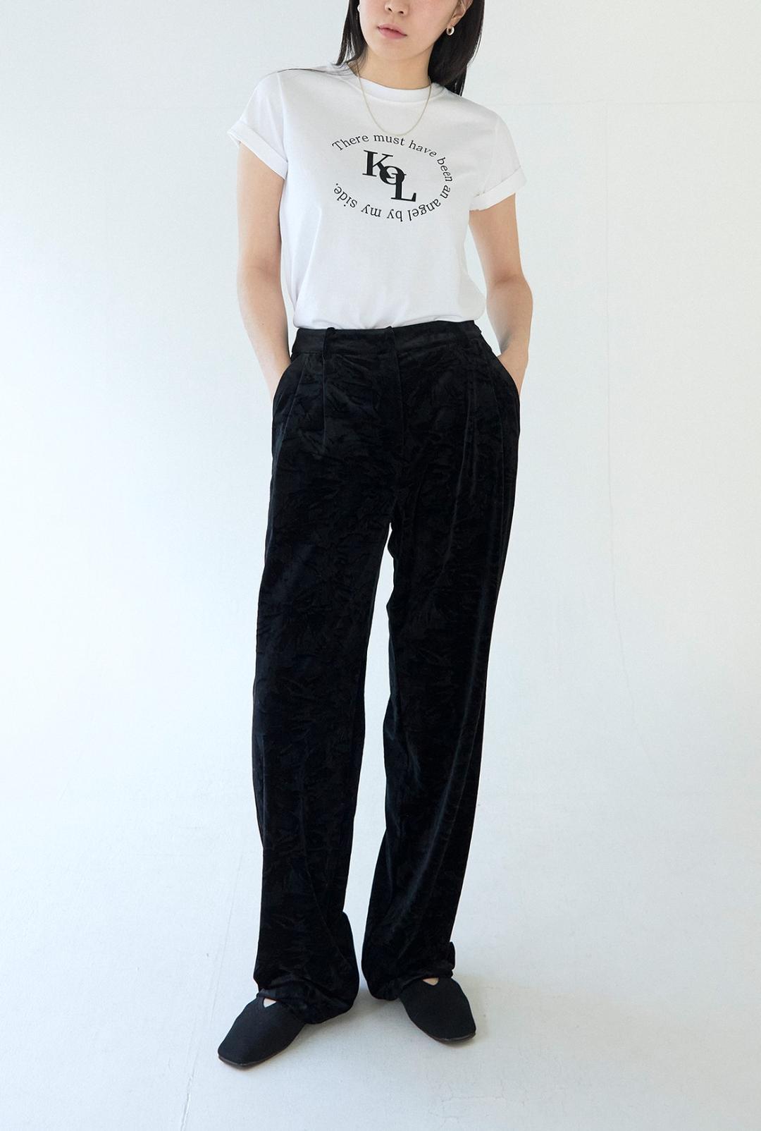 Velvet Wide Two Tuck Slacks black