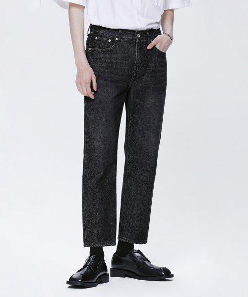 #0223 Melt black straight crop fit