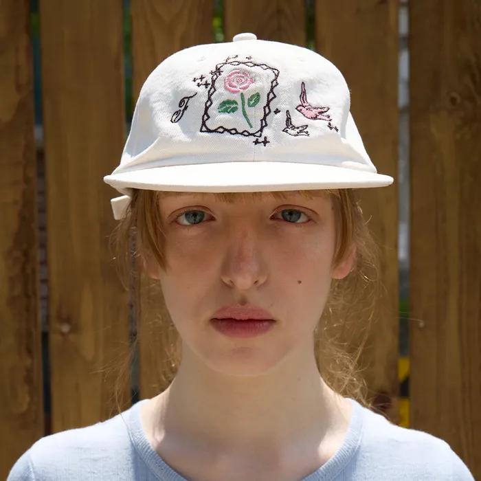 Rosy flat brim cap, Ecru