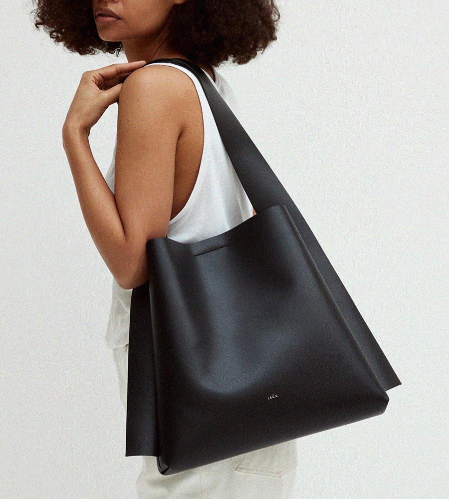 [PRE-ORDER 4월 17일 부터 순차적 배송] ARC BIG BUCKET – Artificial Leather_BLACK