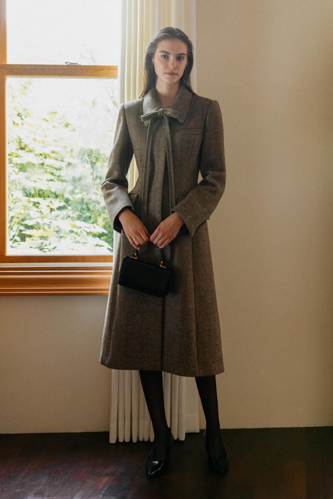 CORAL Tie A-line wool coat (Brown)