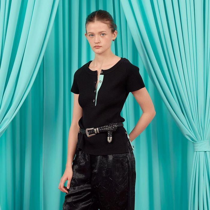 BUTTON HENRYNECK CUT-OFF KNIT / black