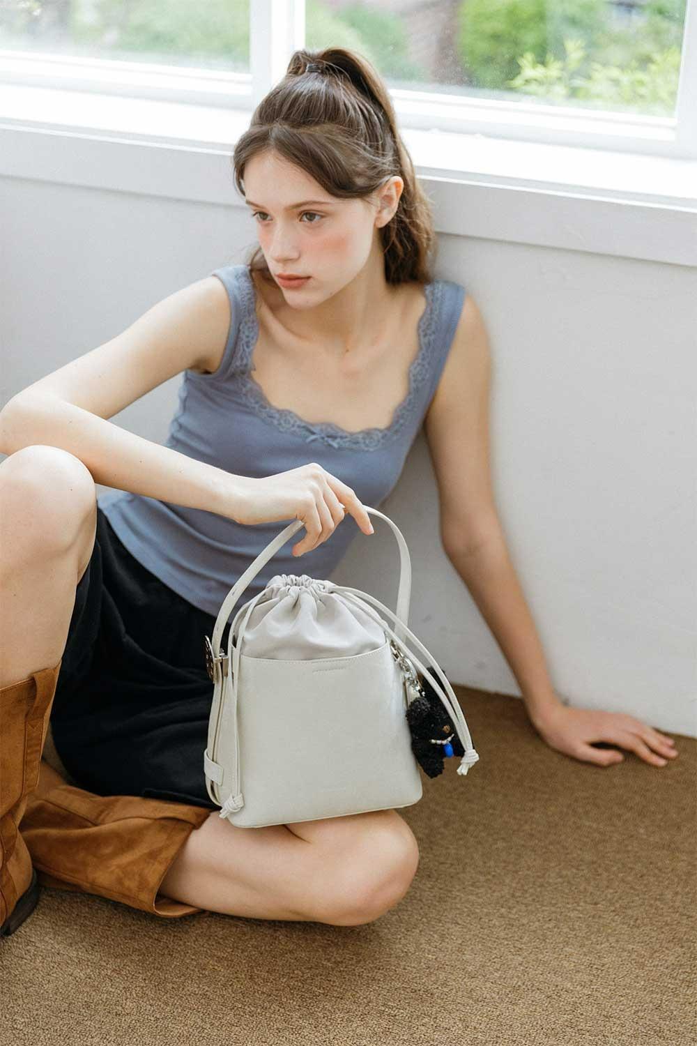 Moa Tote Bag Cream 모아 토트 백 크림