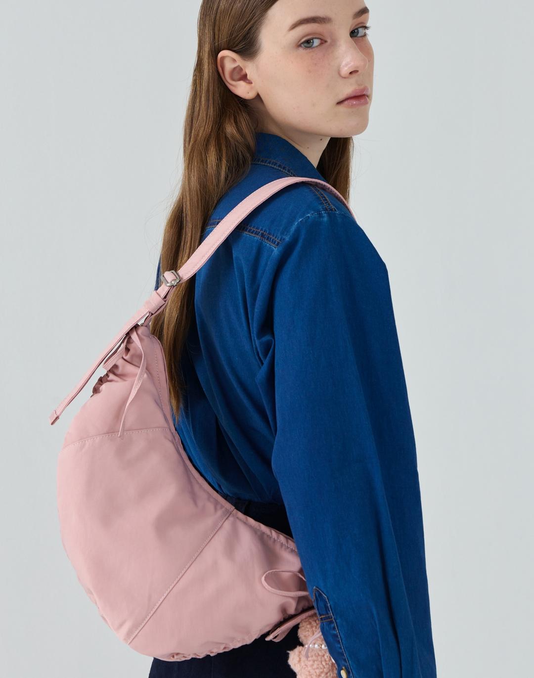 [24SS] [스테이씨착장][보우백] 라이트핑크 나일론 발레코어무드 호보 크로스 M (보부상가방)