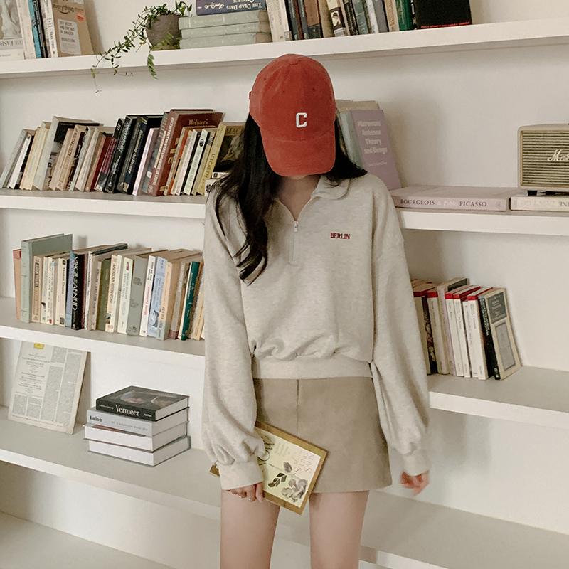 아뜨랑스 (카라맨투맨) 베를린 자수레터링 카라집업 세미크롭 맨투맨 캐주얼룩 데일리맨투맨 꾸안꾸룩 가을맨투맨 하프집업 레터링맨투맨 맨투맨티  ts3410