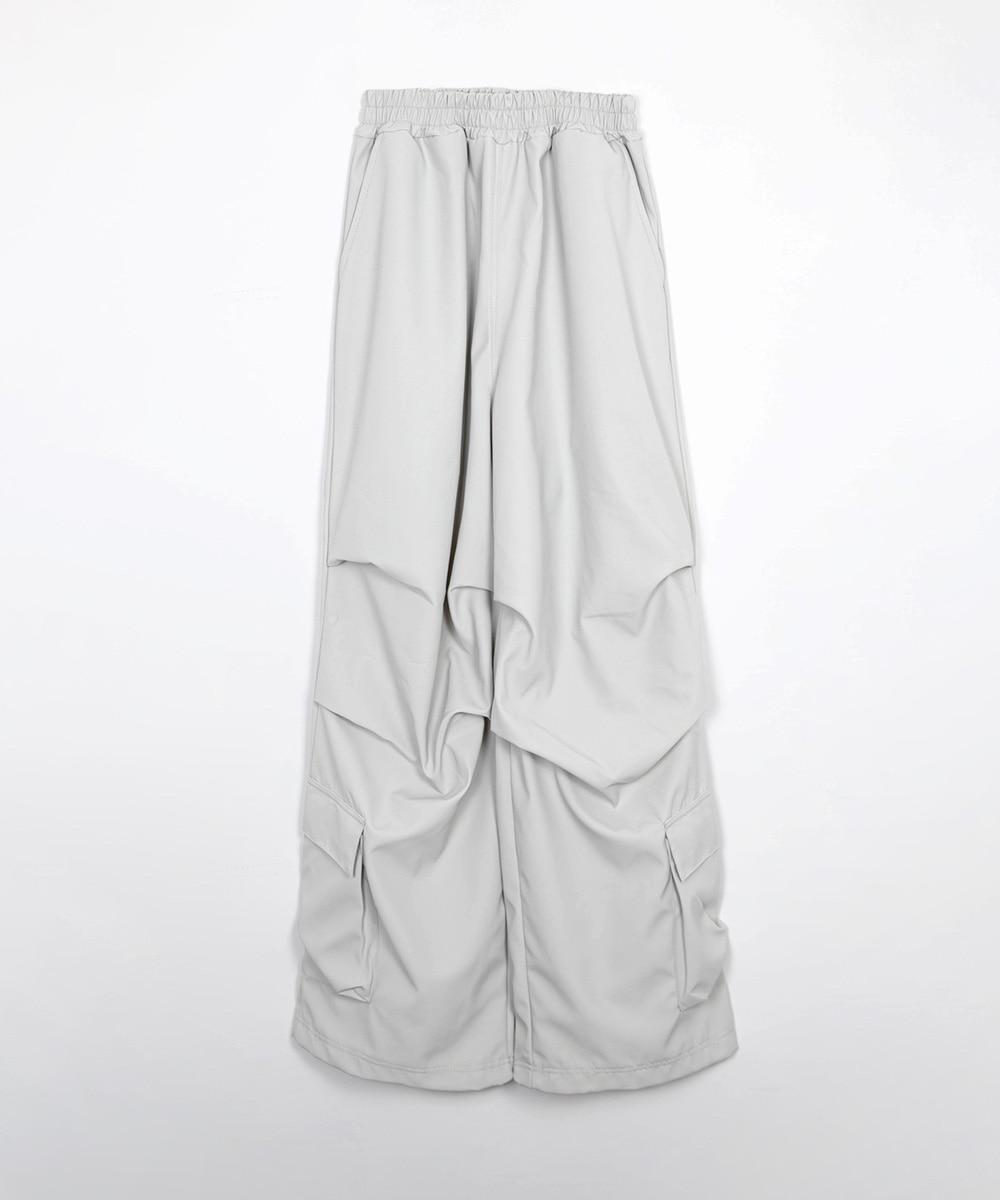 Two Tuck Nylon Pants in Grey