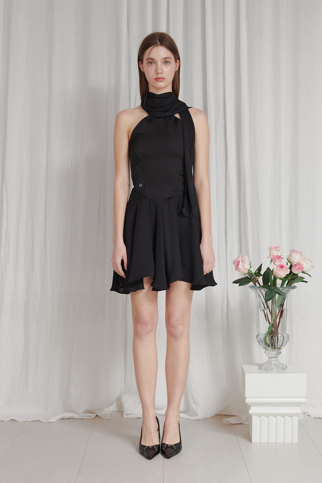 LYNN HALTER DRESS black