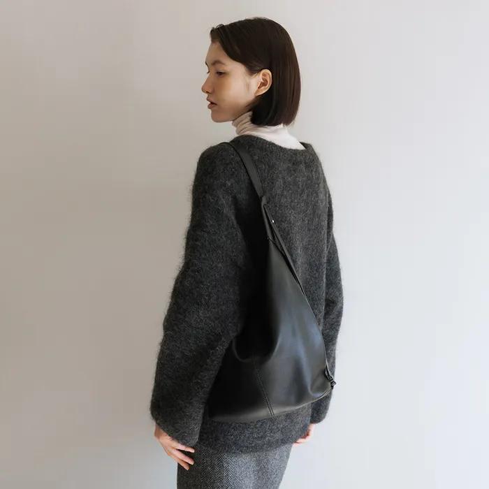 [29CM 단독] Tourer Shoulder Black A009_10