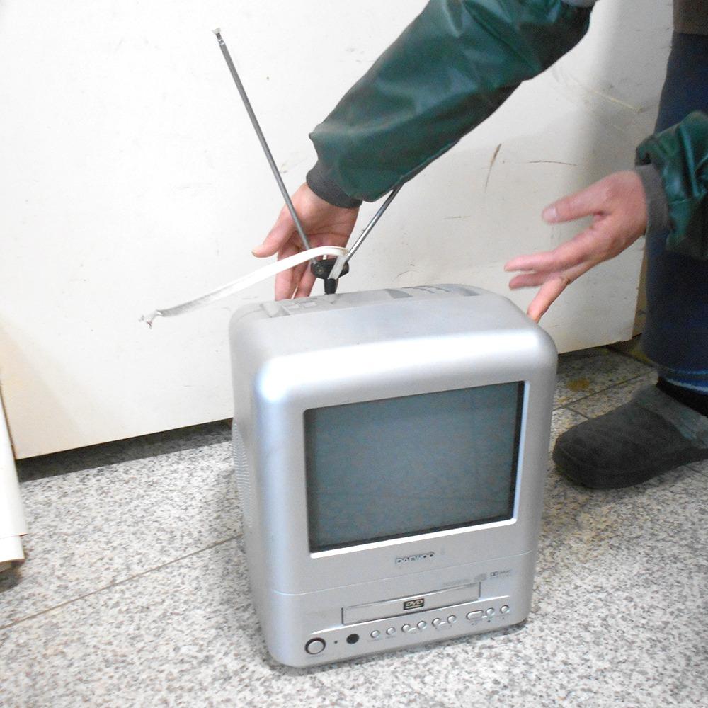 귀한 옛날 dvd용 대우티비 옛날텔레비젼 빈티지티비