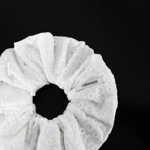 Cosymosy ‘안개 꽃’ Scrunchie