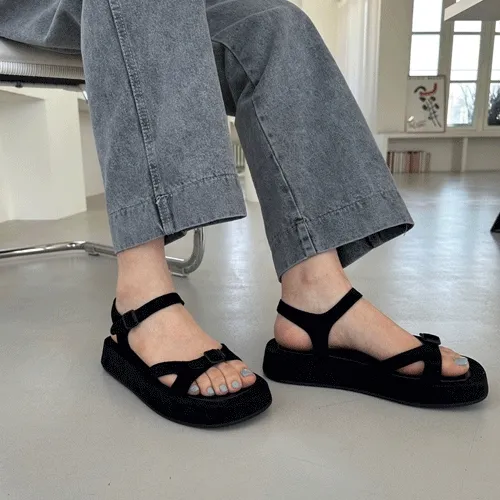 마리 스웨이드 플랫폼 샌들