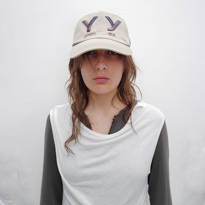 YY GRADIENT BALL CAP (BEIGE)